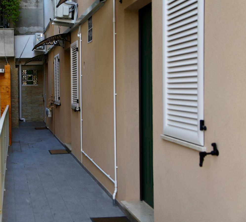 La Casa Di Nonno Giulio Bed & Breakfast ปอร์โต ซันเตลปีดิโอ ภายนอก รูปภาพ